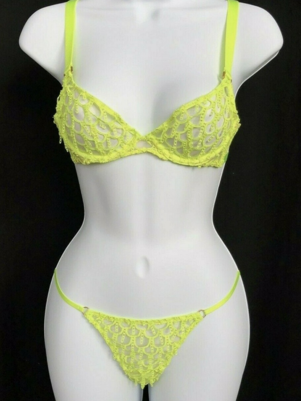 Set of 4: Agent Provocateur AXISL Bra 32B, Suspender 2, Brief, Thong 2, Lime - Picture 3 of 8
